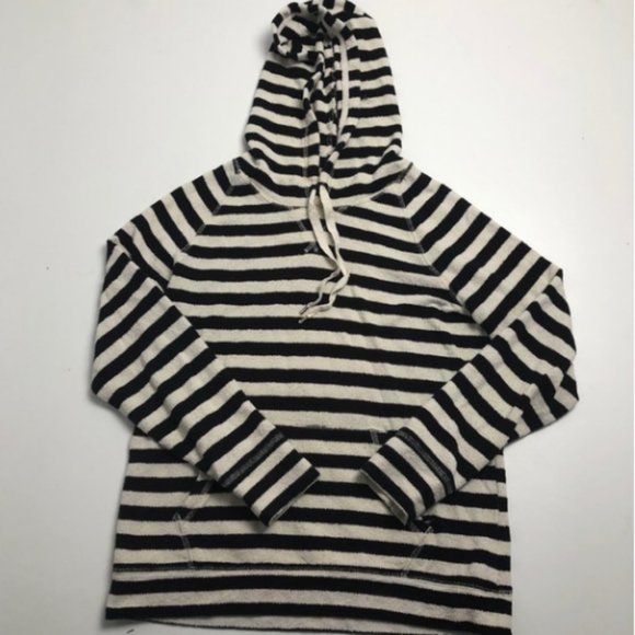 J. Crew Women’s Black and White Striped Sweater - Picture 1 of 2